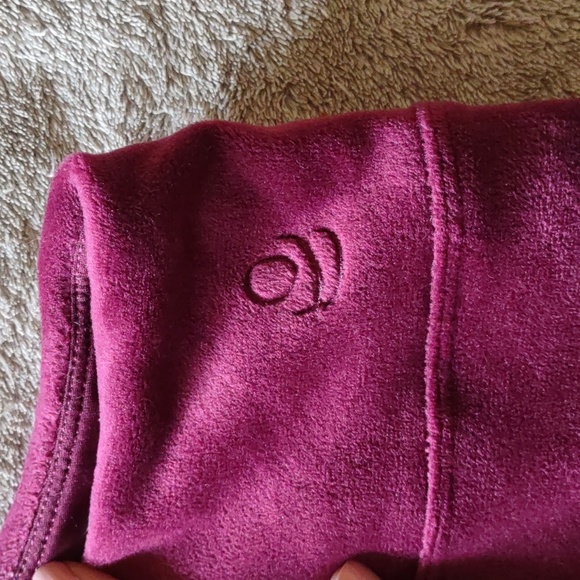 Women's Cuddl Duds double plush velour leggings - Picture 2 of 4